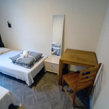 Hostel Imaginary (adults Only)