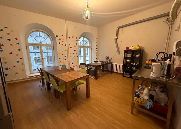 旅馆 梦幻旅舍 *